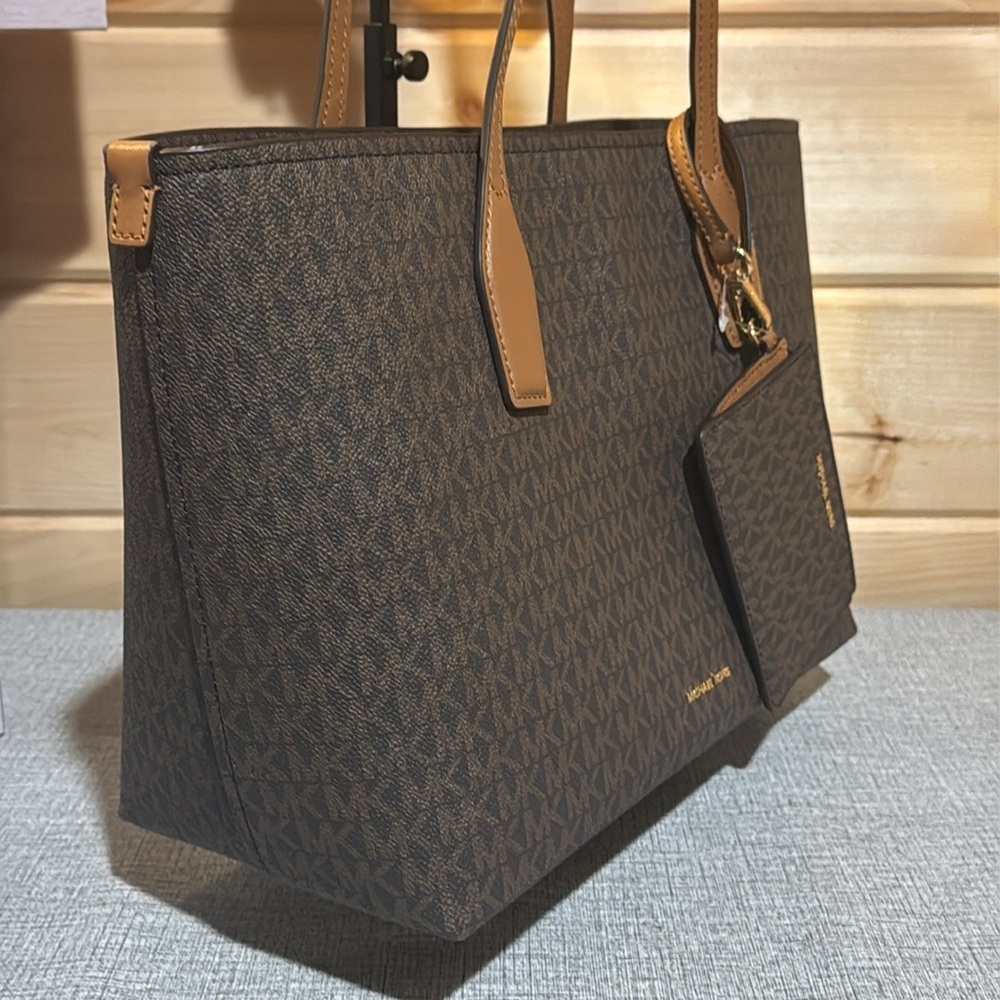 Michael Kors Charlie Logo Tote Brown Acorn Medium NWT - Picture 9 of 16